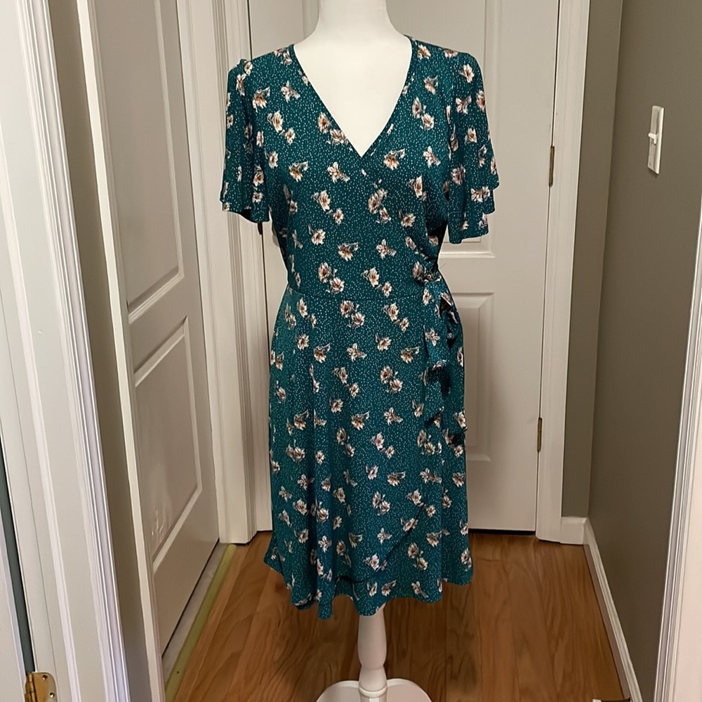 Green swing dress